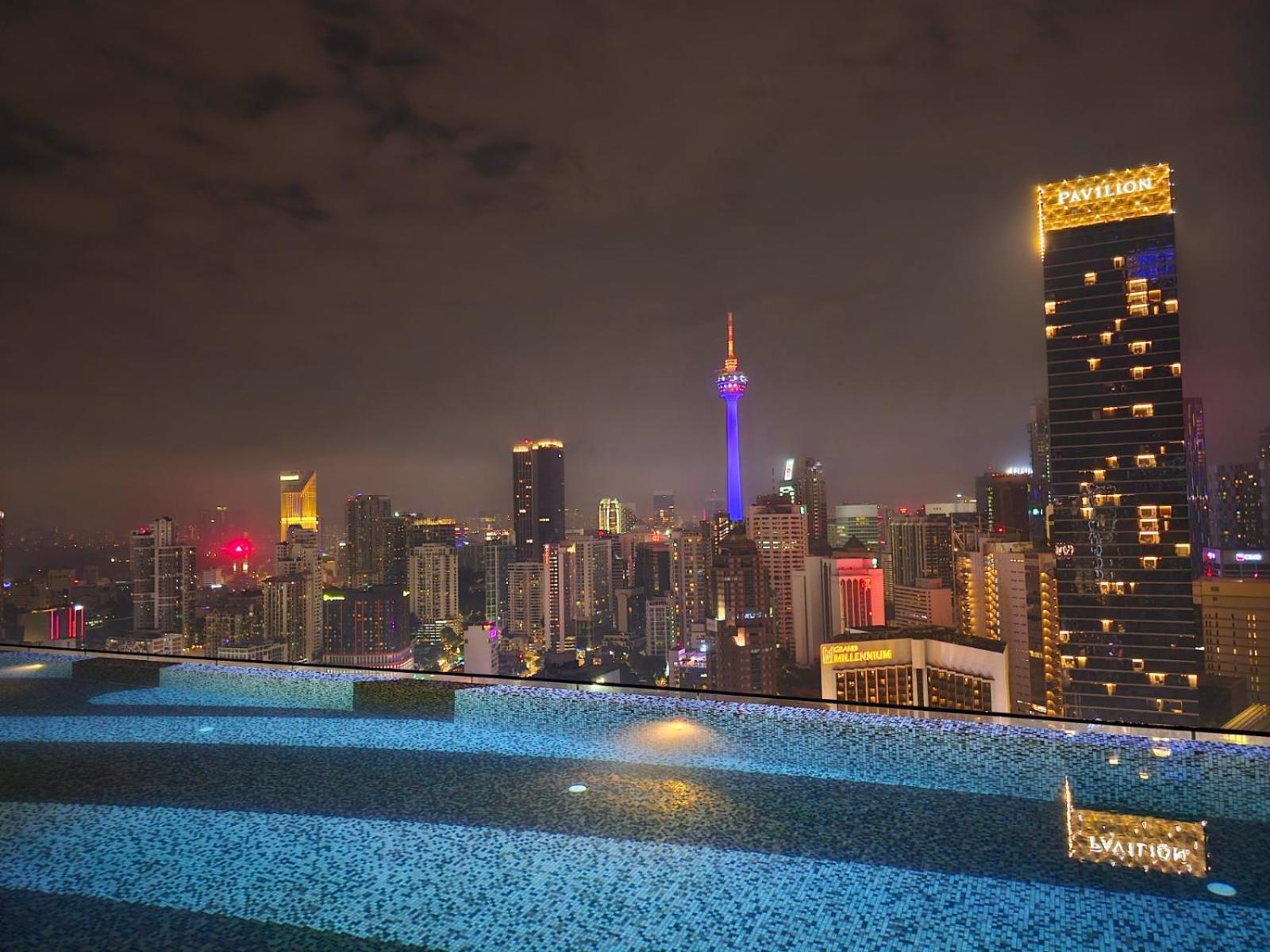 1 Min To Pavilion Bukit Bintang Luna Suites Куала-Лумпур Экстерьер фото