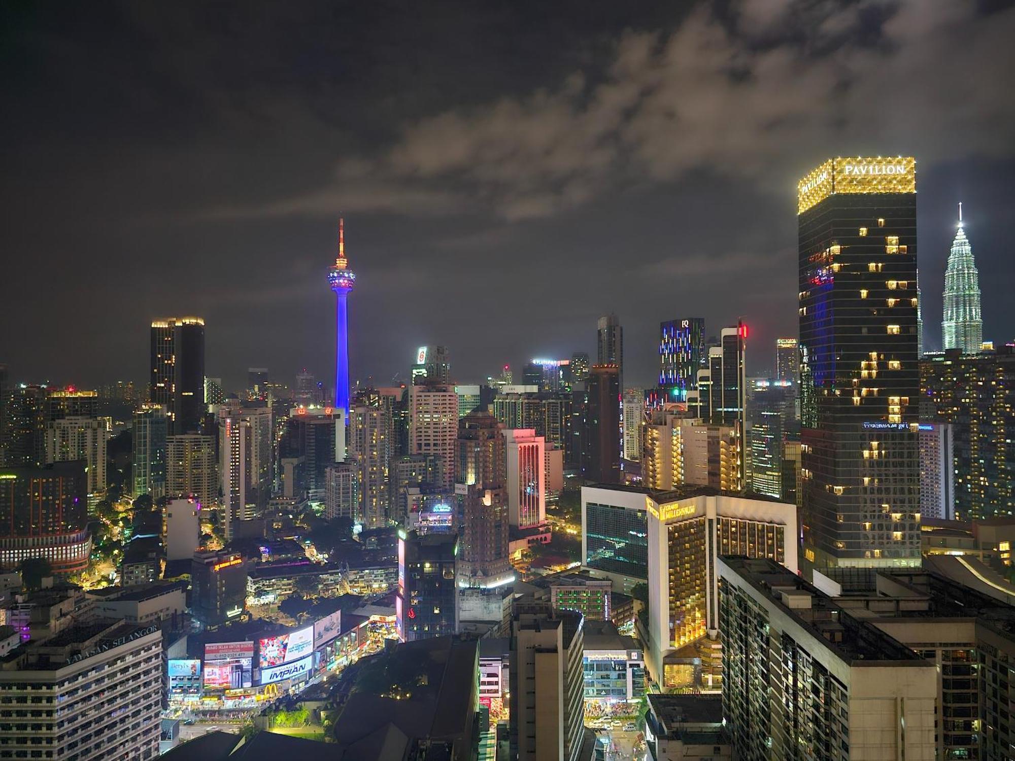 1 Min To Pavilion Bukit Bintang Luna Suites Куала-Лумпур Экстерьер фото