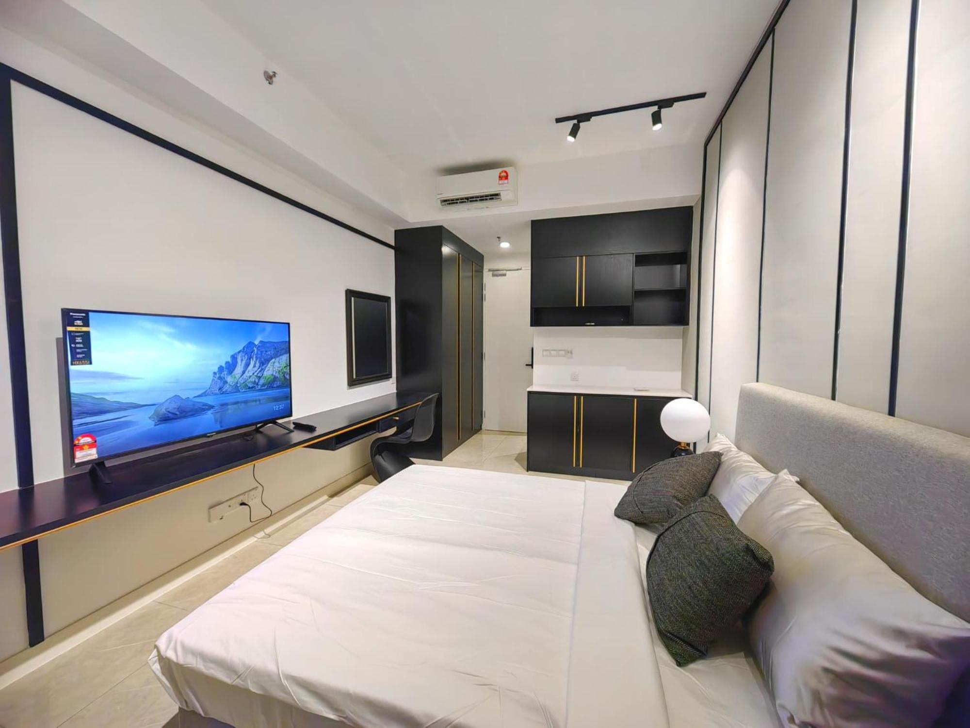 1 Min To Pavilion Bukit Bintang Luna Suites Куала-Лумпур Экстерьер фото