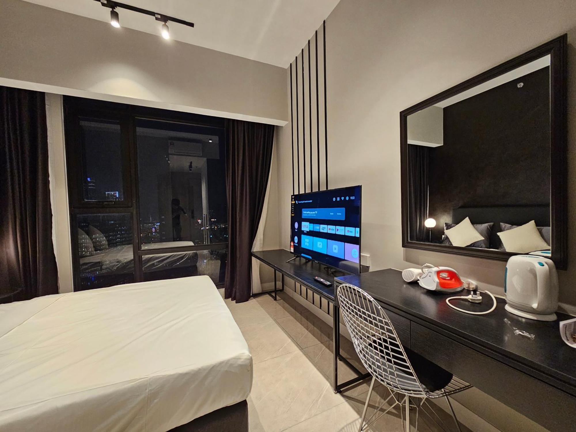 1 Min To Pavilion Bukit Bintang Luna Suites Куала-Лумпур Экстерьер фото